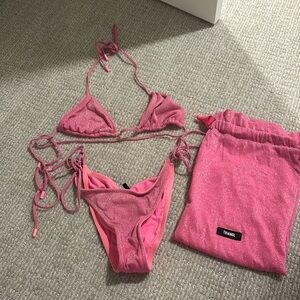 Pink Triangl Bikinii